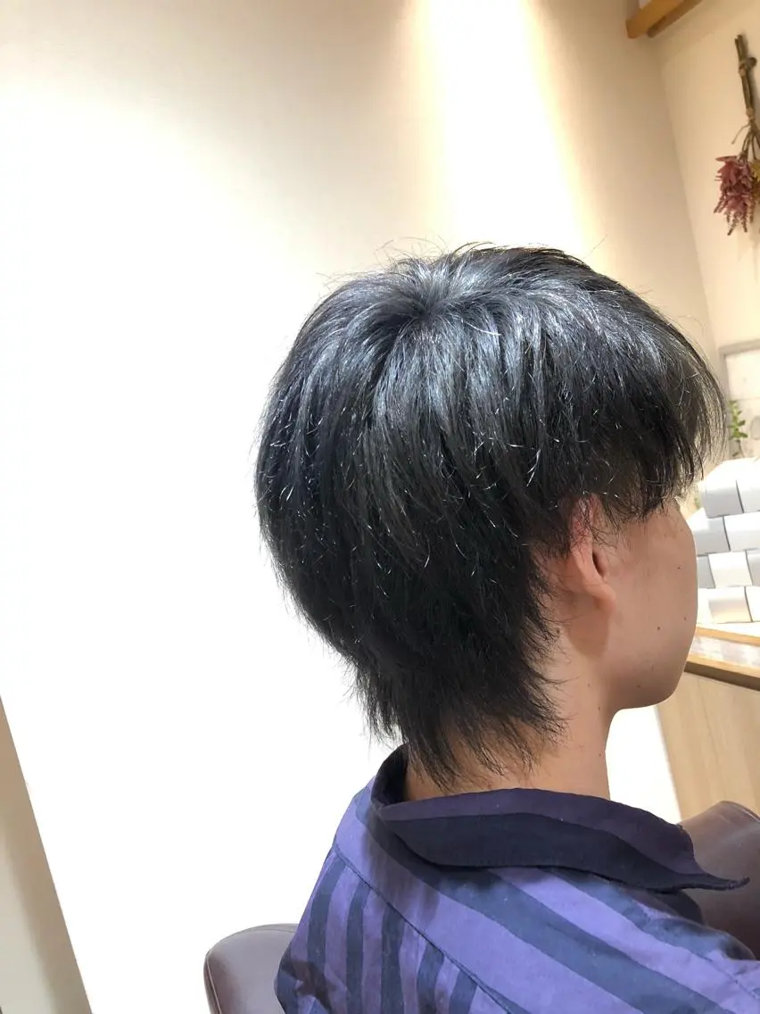 ショート カラー メンズ 榧木 萌香のヘアスタイル
