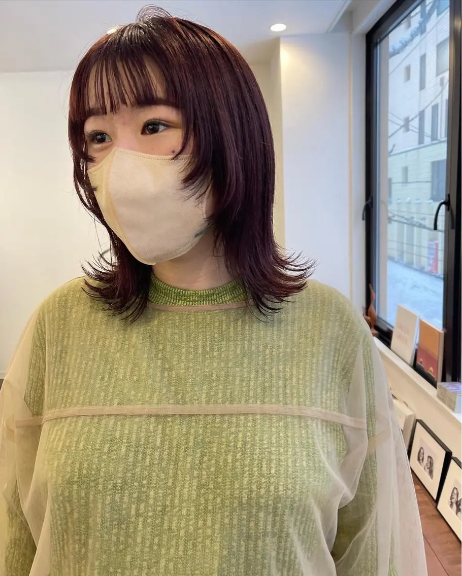 ミディアム カラー カット ヘアカラー トリートメント 💓パーマ，💗 レイヤーカットのヘアスタイル
