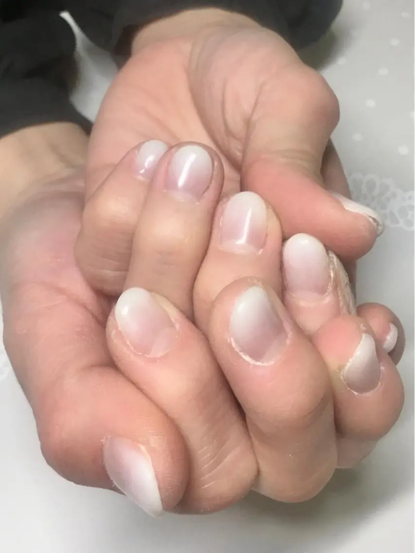 ネイル 新宿ネイルサロン ジェミディローサのネイルデザイン
