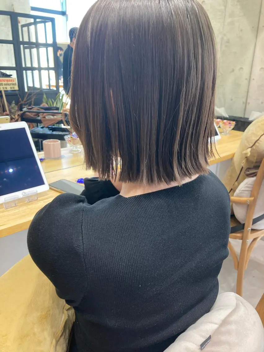 ショート カット ヘアカラー トリートメント ✨色持ちの良い艶 カラー✨蟹江真世のヘアスタイル