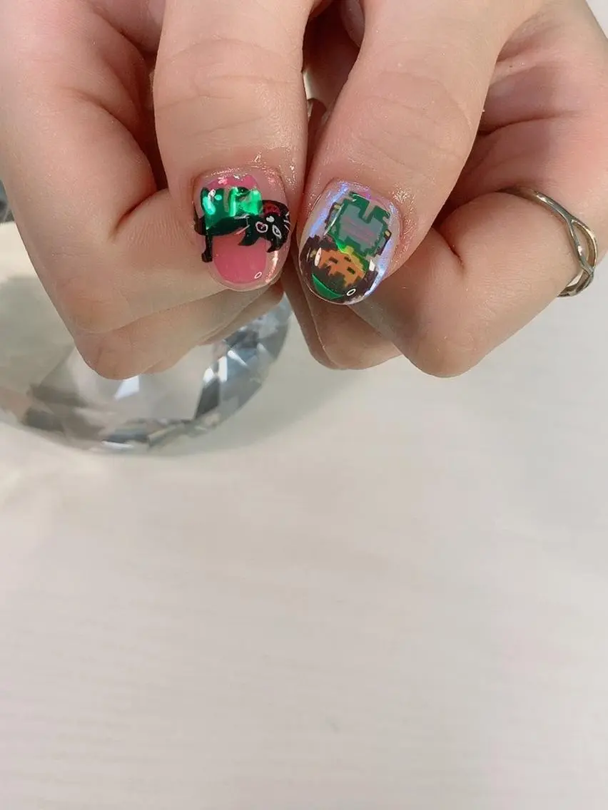 ネイル . MAKI NAILのネイルデザイン