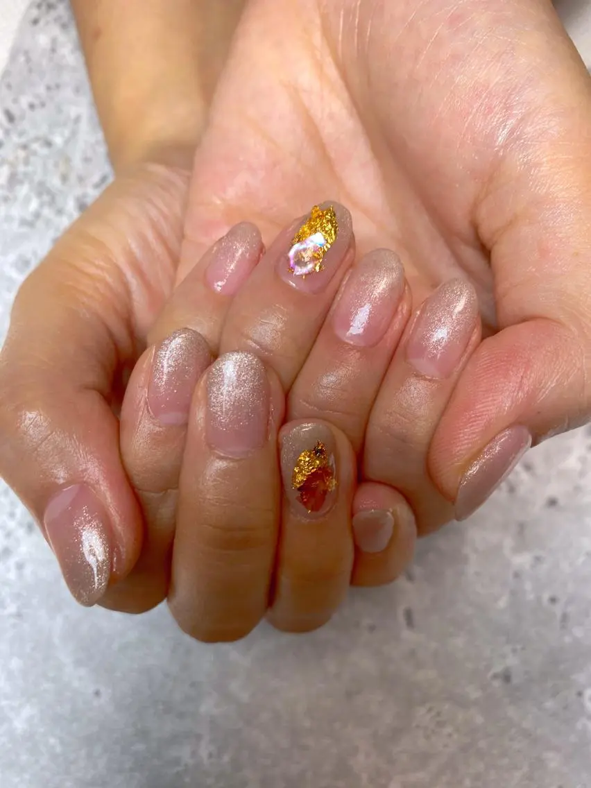 ネイル グラデーション マグネットネイル ハンドネイル ハンドケア 🌿Charme🌿 MAIのネイルデザイン