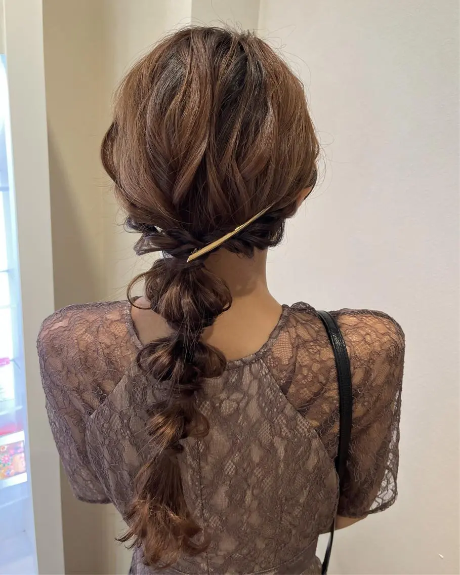 セミロング ヘアアレンジ ヘアセット サソウ ユリエ🥥のヘアスタイル