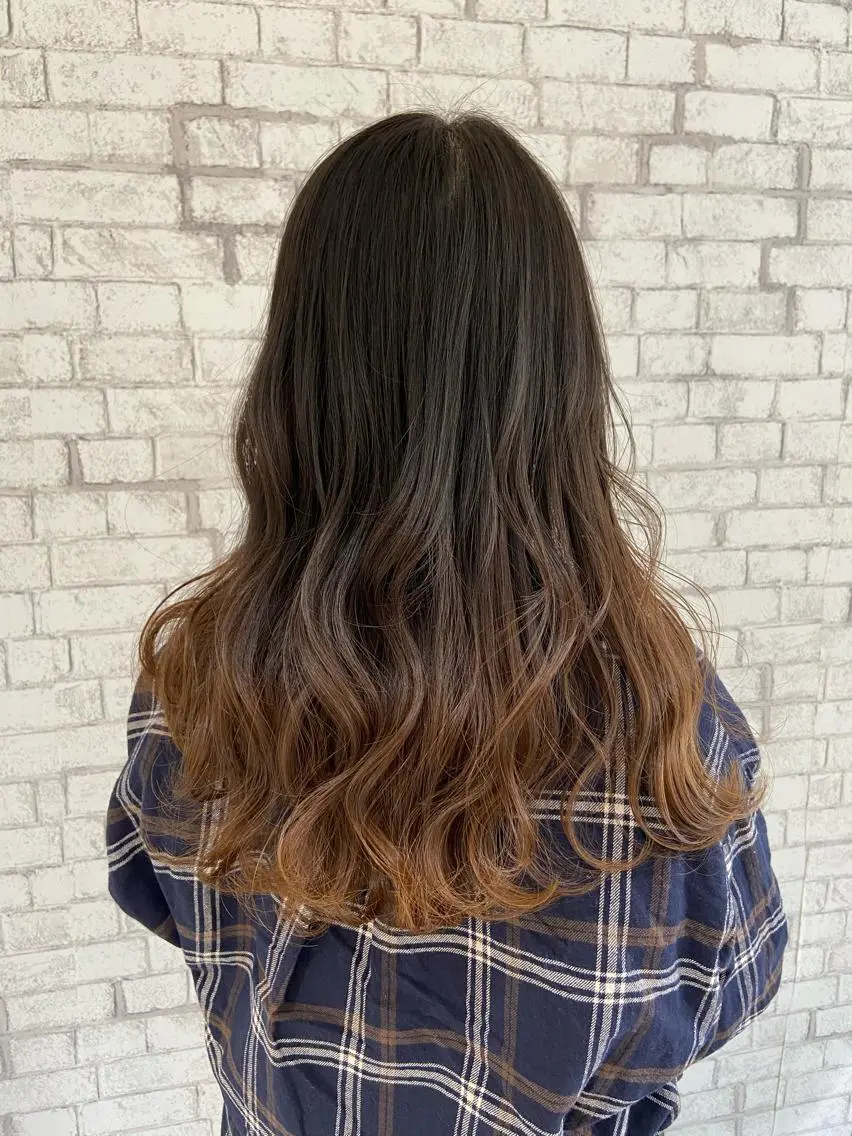 ロング ヘアカラー 透明感カラー 松田晃代のヘアスタイル