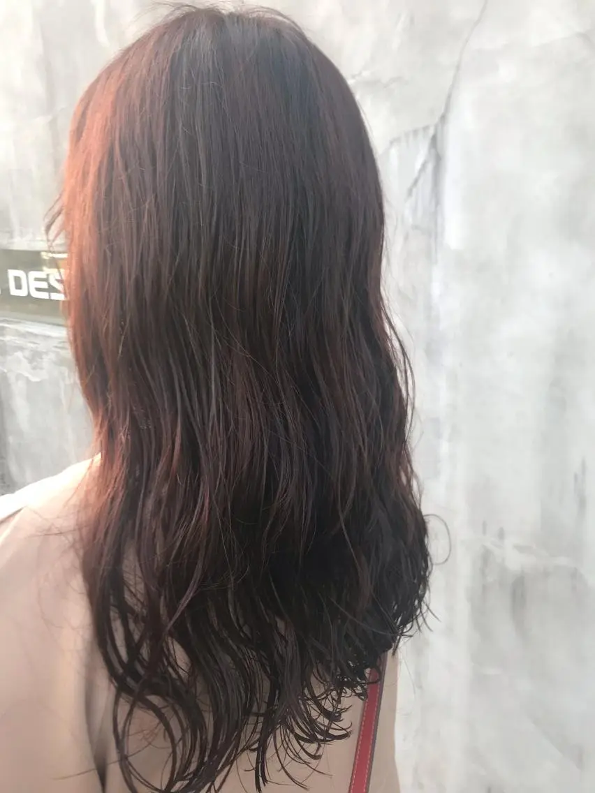 ロング カラー パーマ 山口 紗弥のヘアスタイル