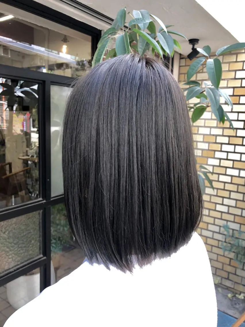 ミディアム カラー ダークグレー ダークグレージュ グレージュ イルミナカラー 桐原 竜也のヘアスタイル