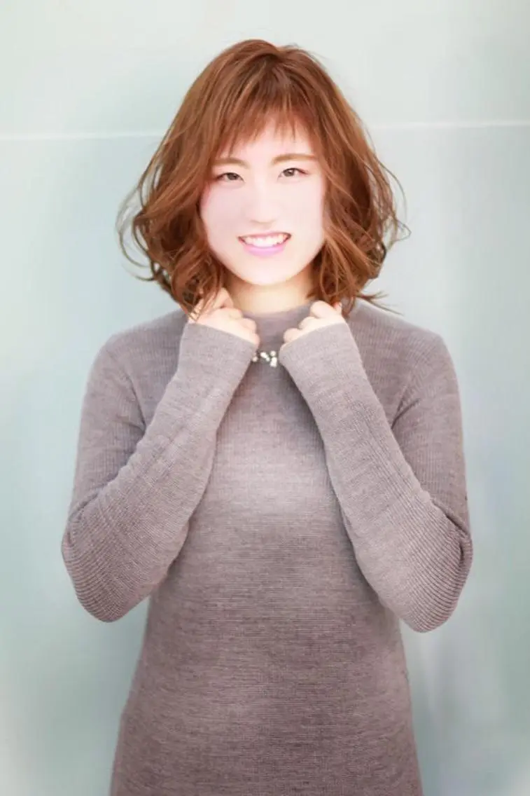 ミディアム カラー 髪質改善のプロ✨りな さんのヘアスタイル