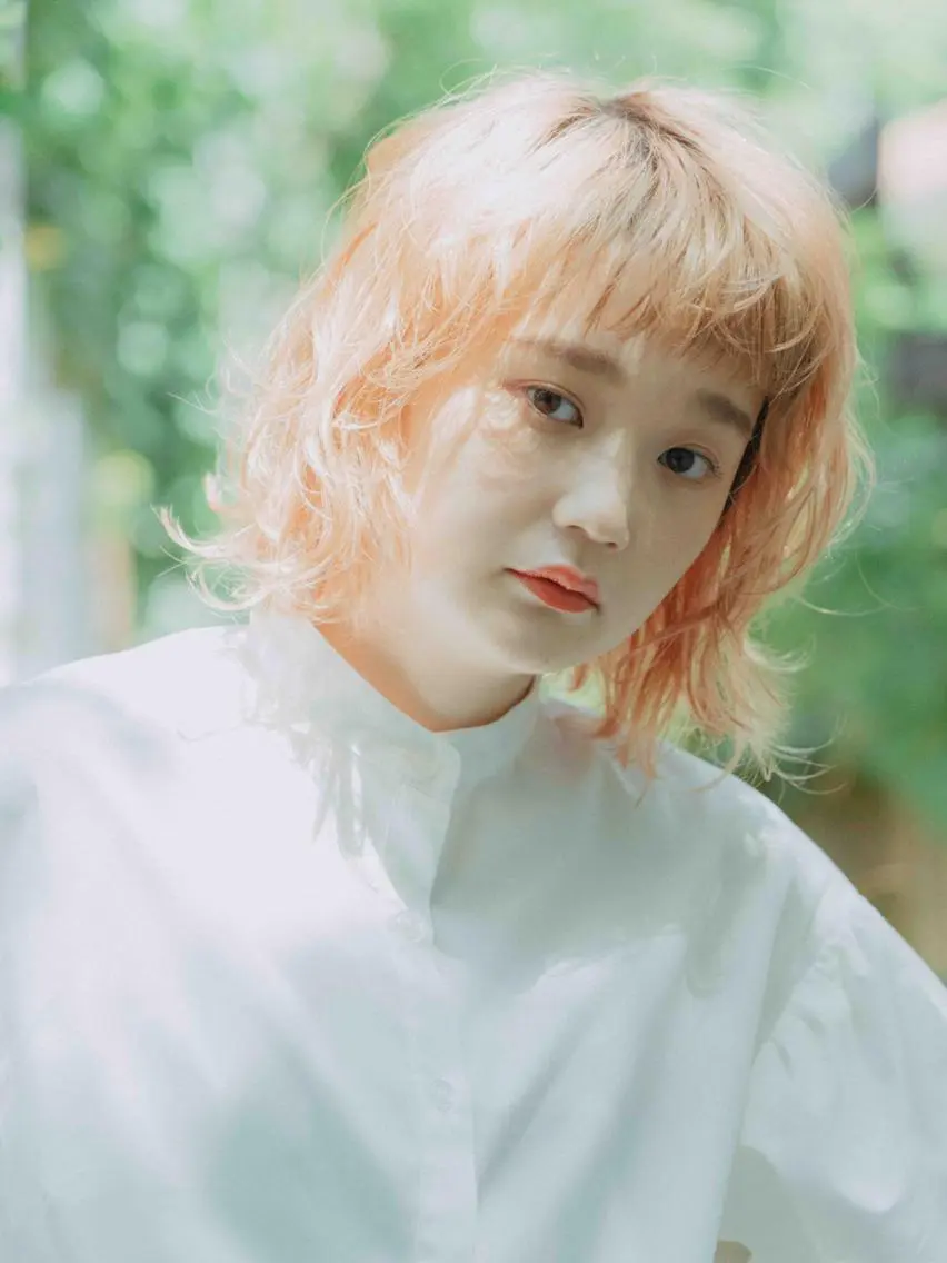 カラー 竹廣 春奈のヘアスタイル