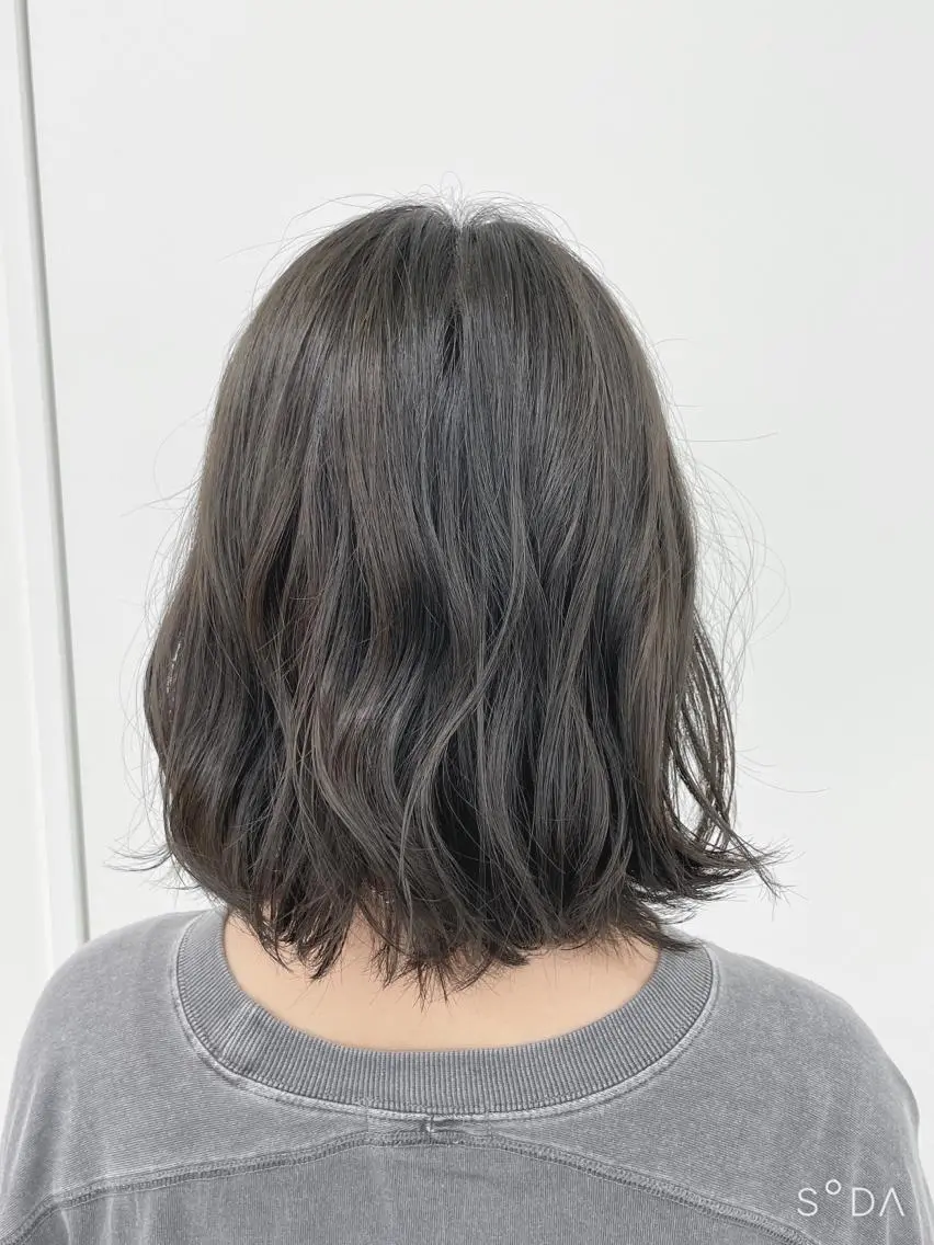ミディアム ヘアカラー トリートメント 🫧ハイトーン🫧 ベージュ🫧徹哉のヘアスタイル