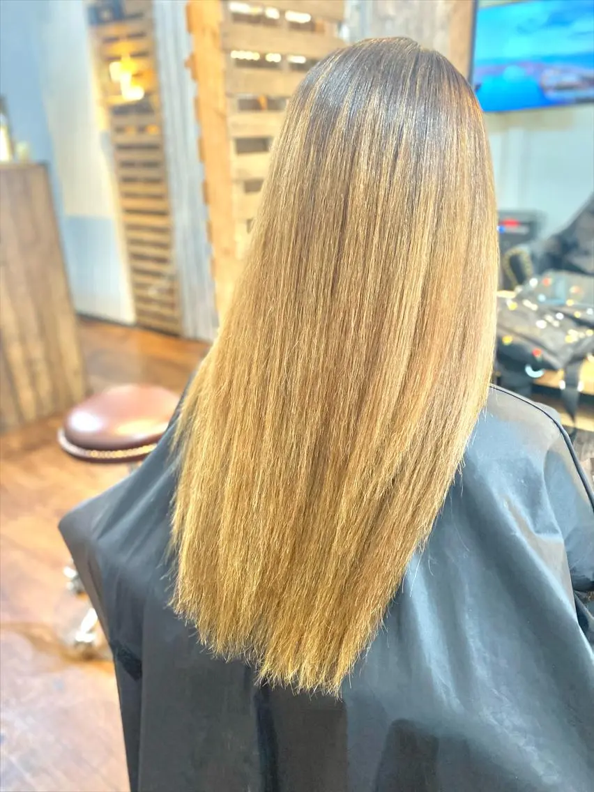 ロング パーマ Luzir⭐︎ GEN⭐︎のヘアスタイル