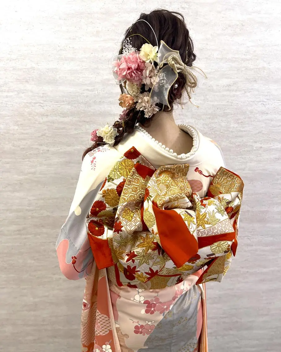 ヘアアレンジ 成人式 鈴木 芽香のマツエク・マツパデザイン