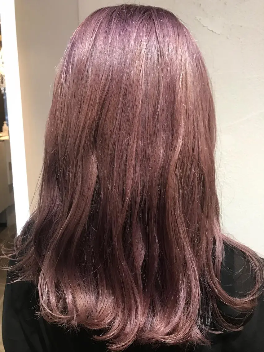 セミロング カラー ヘアカラー トリートメント Avery SHINのヘアスタイル