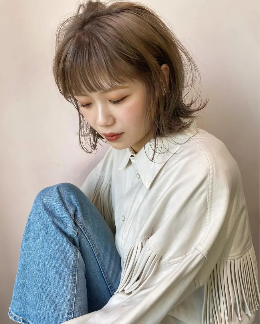 ショート カラー 松田 詩奈のヘアスタイル