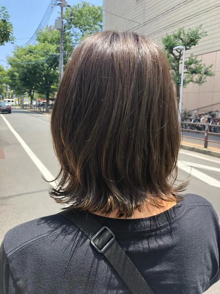 ミディアム カラー 國次 夕貴のヘアスタイル