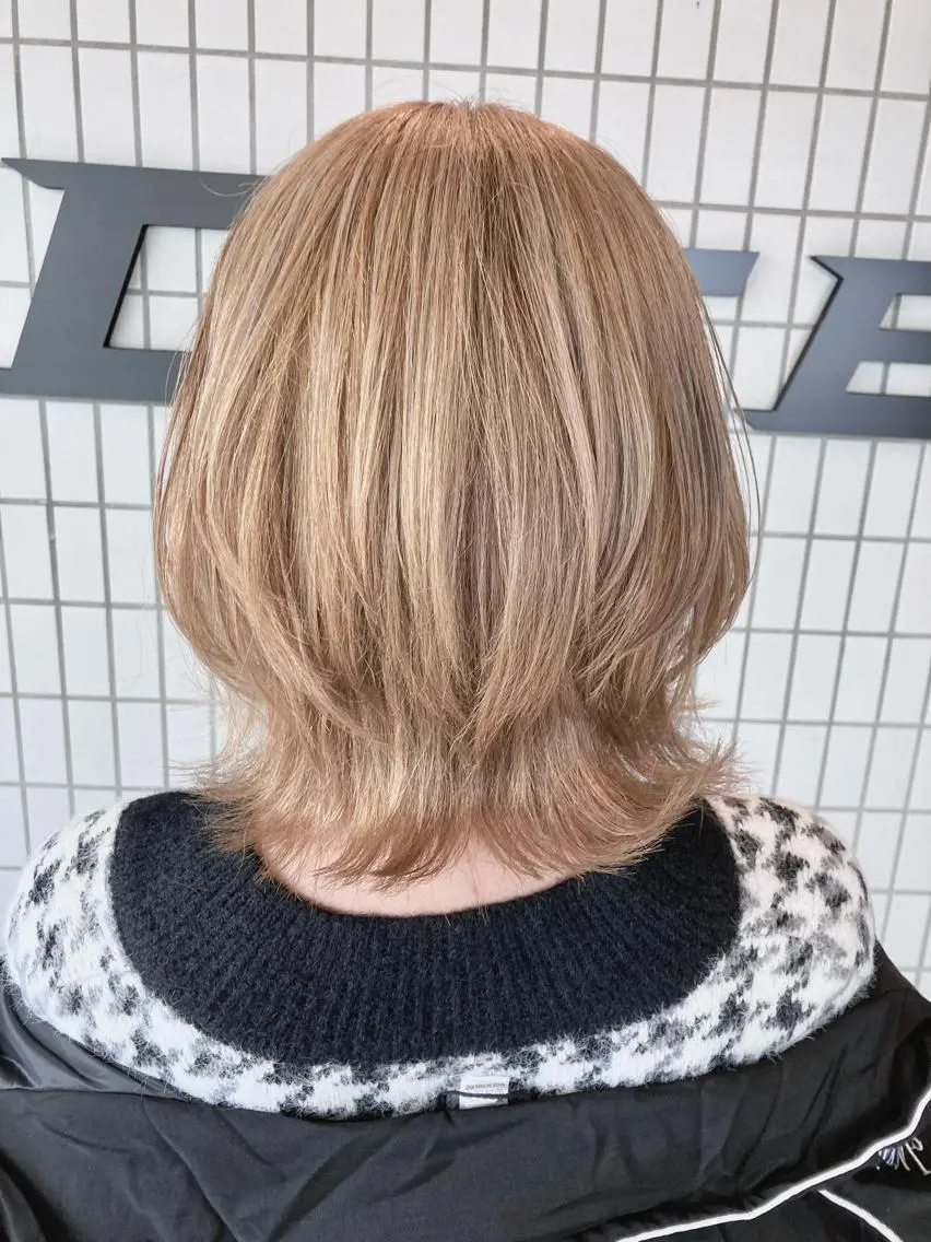 ショート ウルフカット タカツド ユウキのヘアスタイル