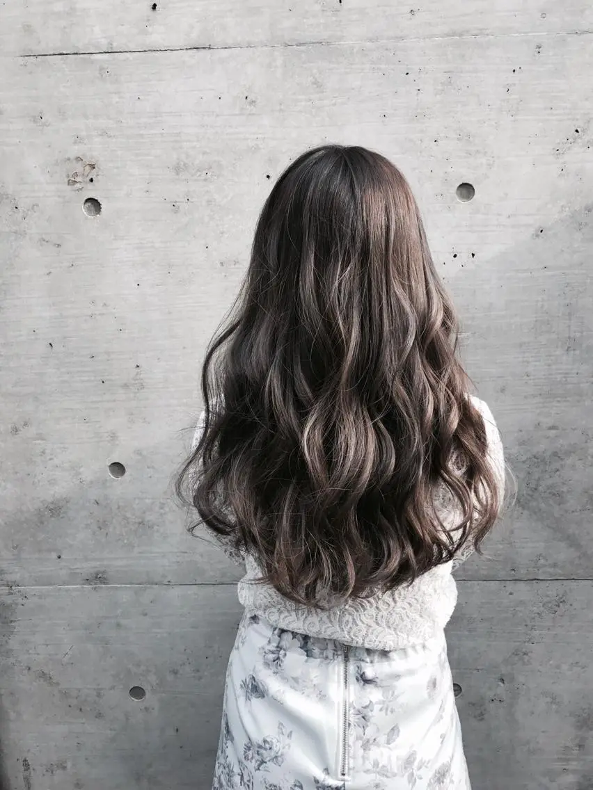 ロング カラー ブラウンカラー グレージュ ハイライトカラー ハイライト 佐野 智史のヘアスタイル