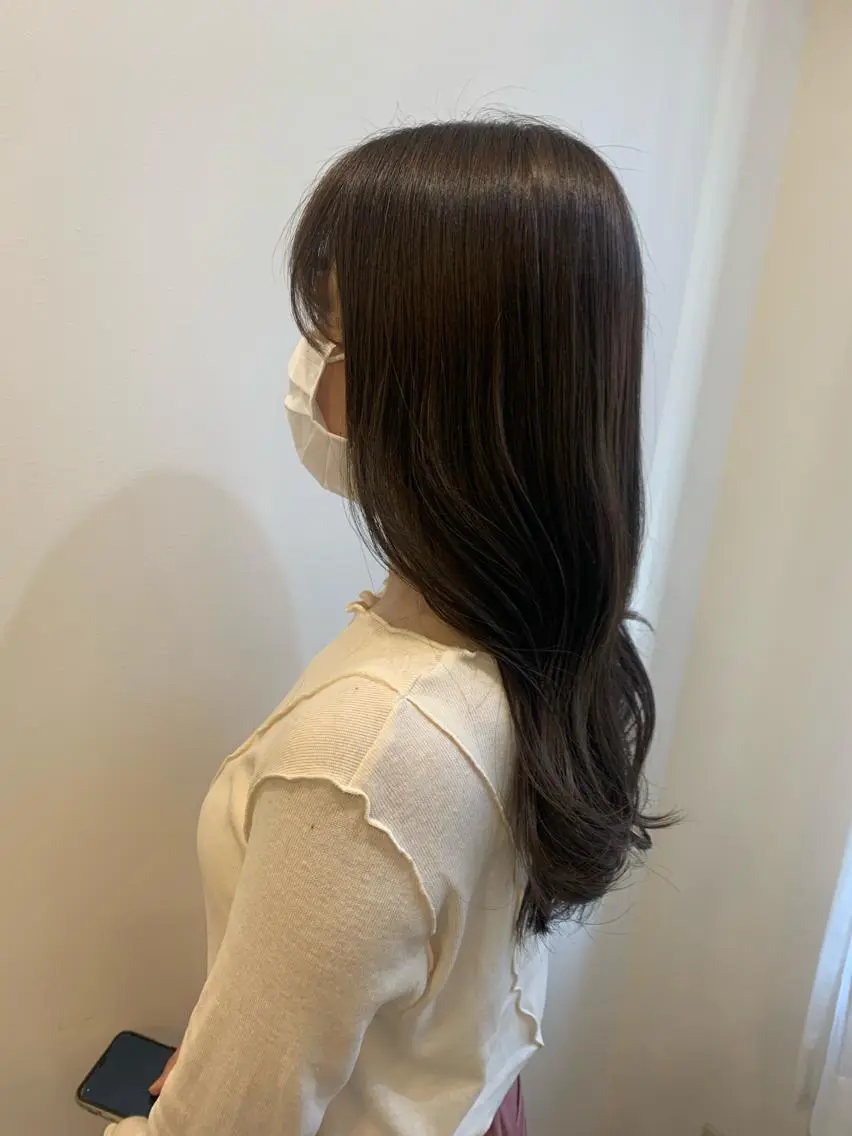 ロング カラー ブラウンカラー ココアブラウン イルミナカラー 韓国🇰🇷髪質改善 Chisaki치사키のヘアスタイル
