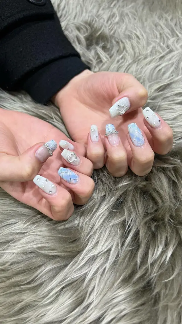 ネイル ハンドネイル 韓国🩶Y2Kネイル 💫くれはのネイルデザイン