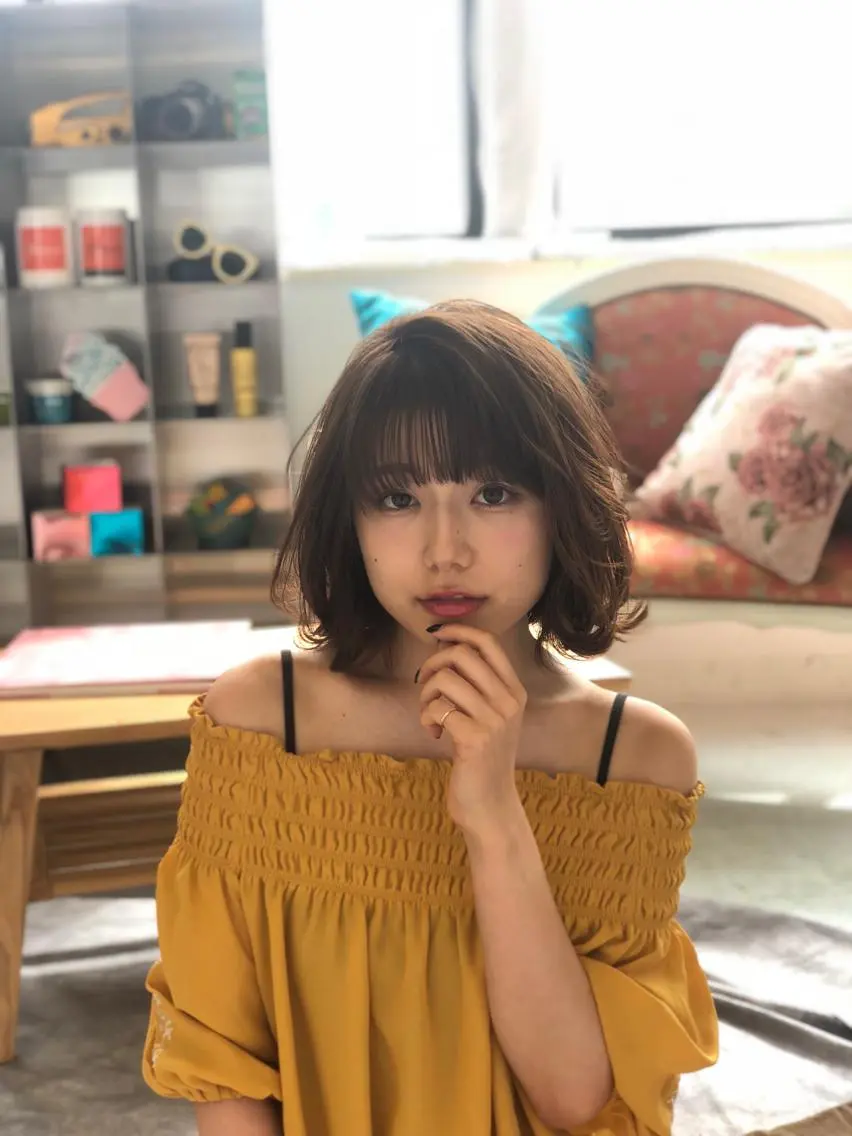 セミロング 松戸　レイヤーカット 野口　康太郎のヘアスタイル