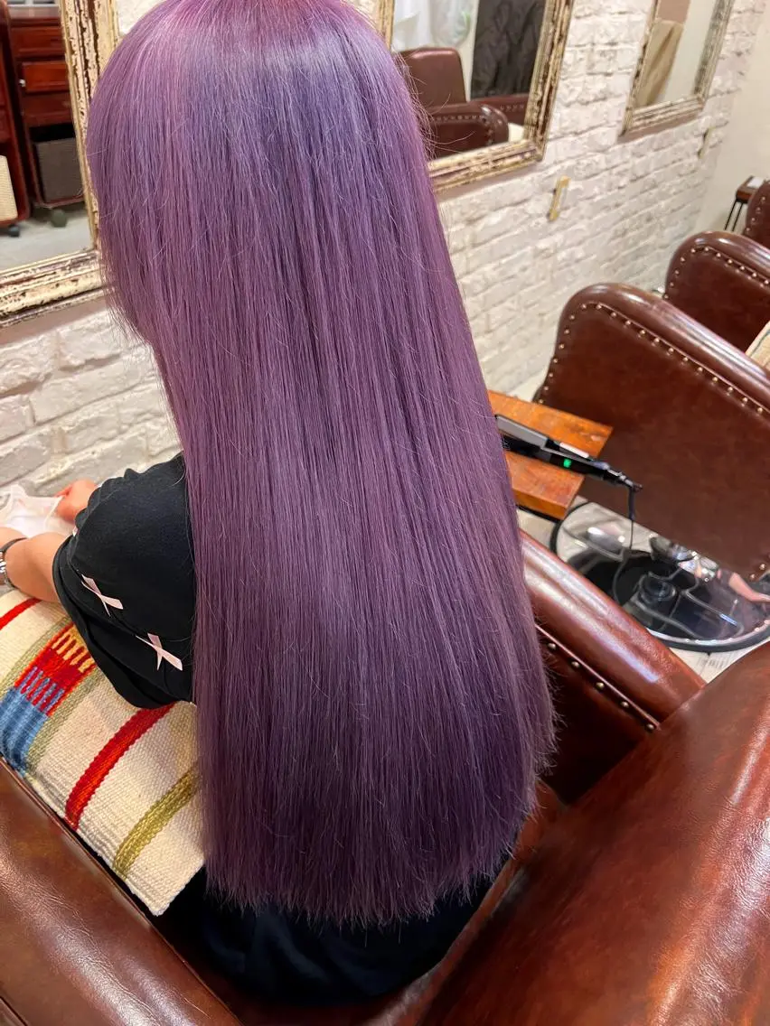 ロング カラー ダブルカラー 抜きっぱなしブロンド /ハイトーン/カナタのヘアスタイル