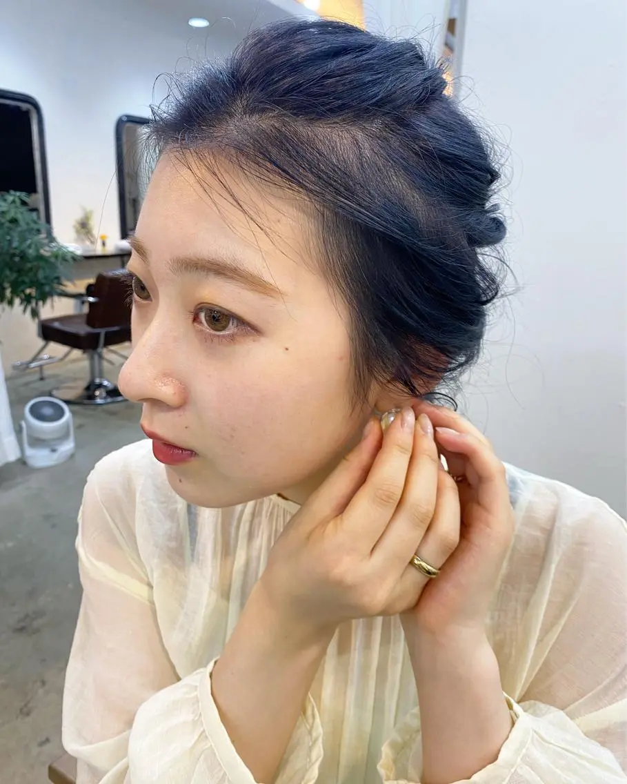 ミディアム カラー ヘアアレンジ 志賀 あずみのヘアスタイル
