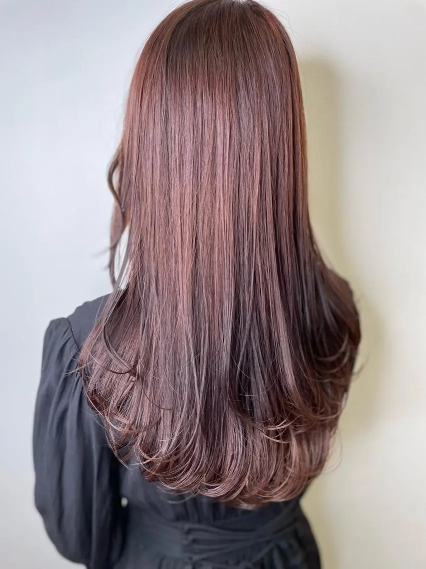 ロング カラー ベージュカラー ピンクカラー ピンクベージュ カット ヘアカラー トリートメント IORI #韓国ヘア#髪質改善のヘアスタイル