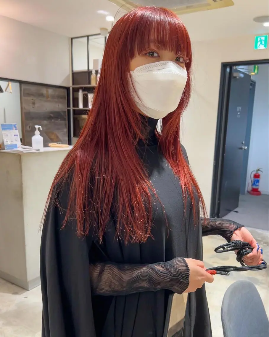 ロング カラー オレンジ カット ヘアカラー トリートメント 村上雅人 ナチュラルモードのヘアスタイル