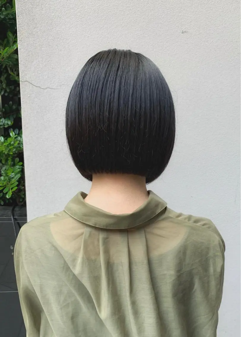 ショート ボブ カット ヘアカラー トリートメント 矢野 晃平のヘアスタイル
