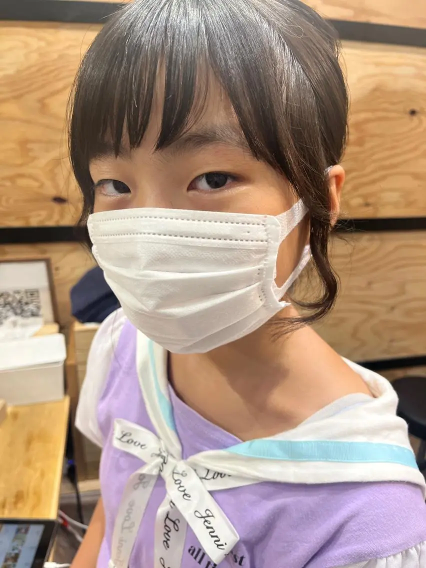 ミディアム カラー パーマ ヘアアレンジ メンズ キッズ ネイル マツエク・マツパ アイブロウ ミディアムパーマ メンズパーマ ブラウンカラー ケアカラー 透明感カラー 久木原 ゆりのヘアスタイル
