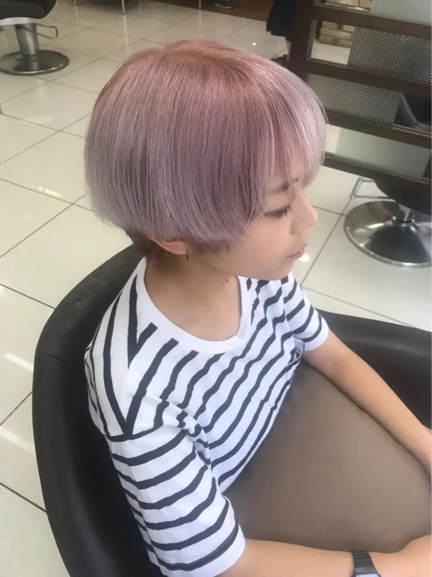 ショート 羽エクステ🪽 🤍まき🤍のヘアスタイル