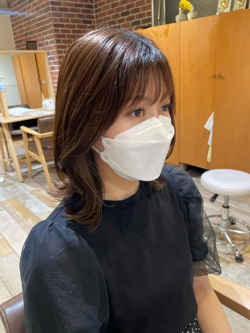 セミロング くびれヘア カット 石渡このみ 🍊レイヤーカットのヘアスタイル