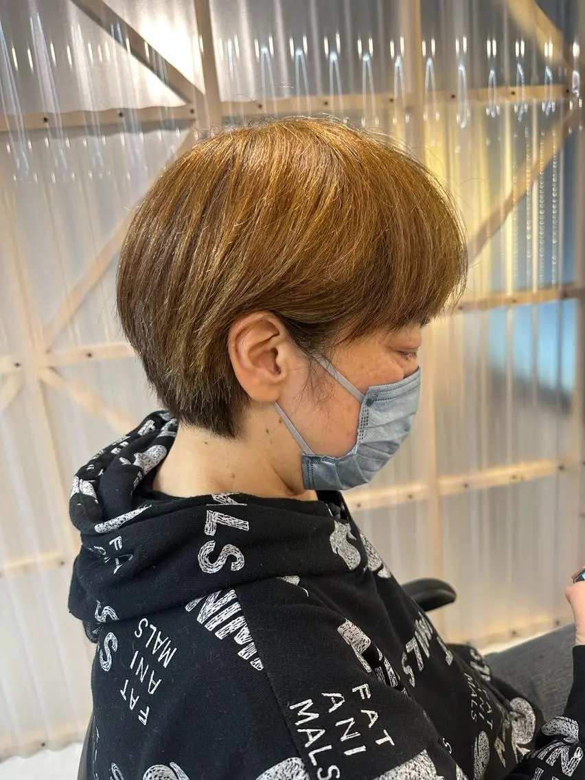 ショート 深見 真由のヘアスタイル
