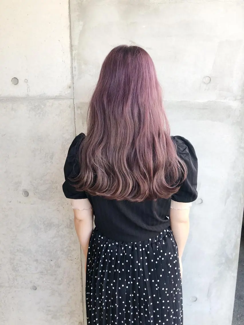 セミロング カラー アッシュ ブリーチ ピンクカラー ピンクアッシュ ヘアカラー トリートメント 吉田 明弘のヘアスタイル