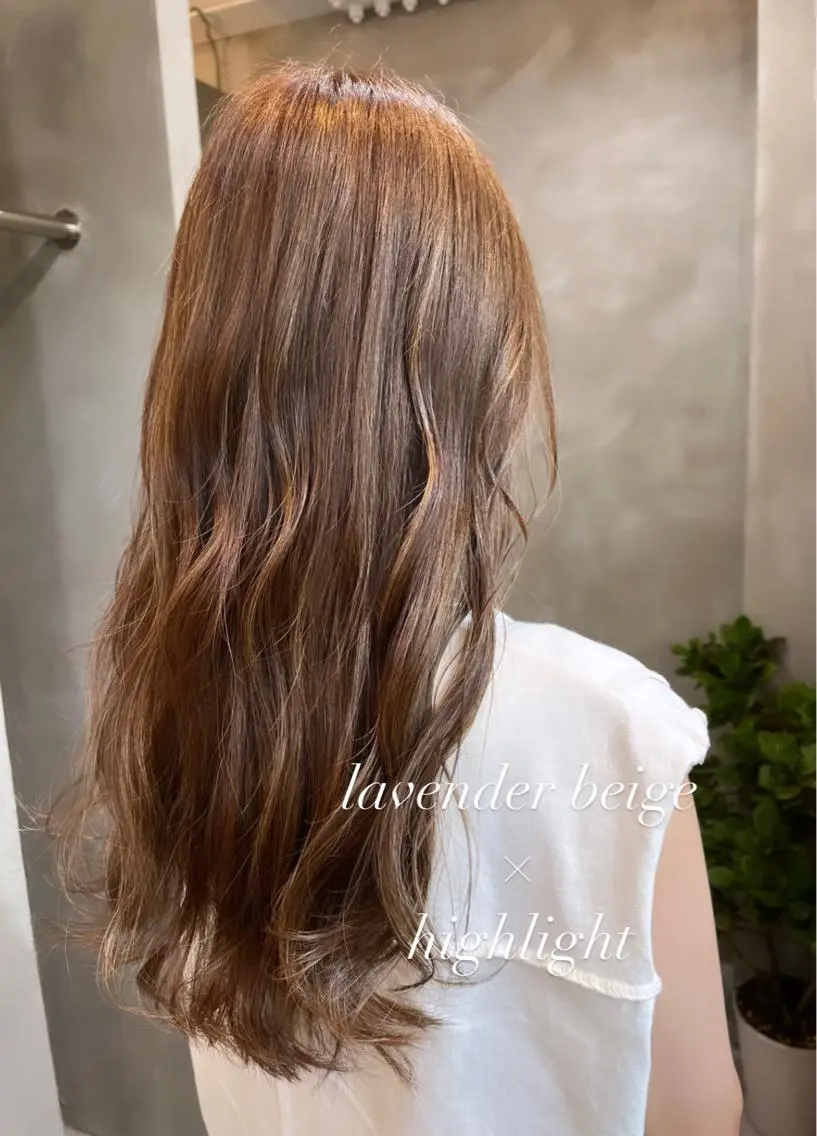 ロング カラー ベージュカラー ハイライトカラー ラベンダーカラー ラベンダーベージュ ハイライト ヘアカラー トリートメント ヘアセット RIYA❤︎ Aujuaソムリエのヘアスタイル