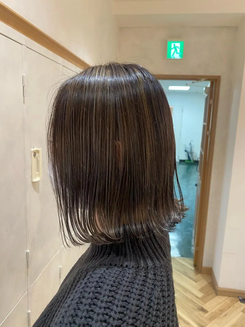 ショート ハイライト 原 朱莉のヘアスタイル