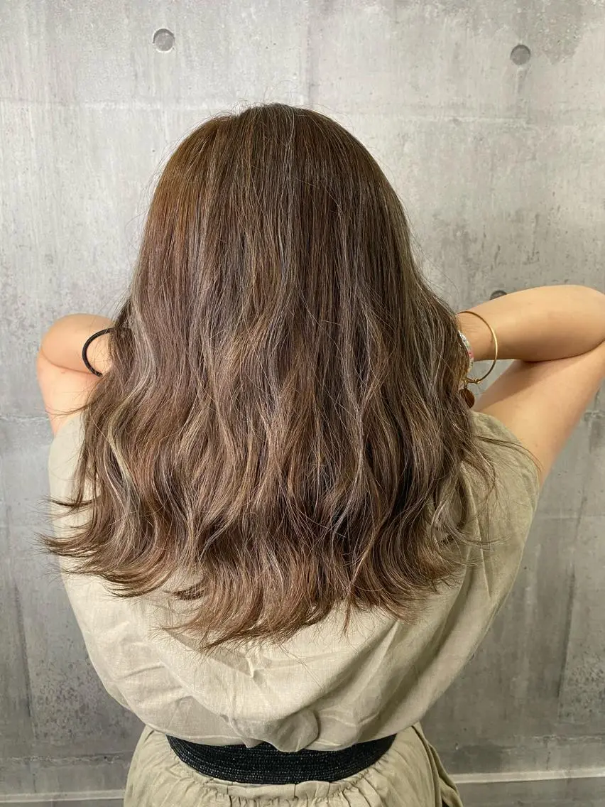 カラー ハイライトカラー 外国人風カラー カラー特化型サロン #SUP.のヘアスタイル