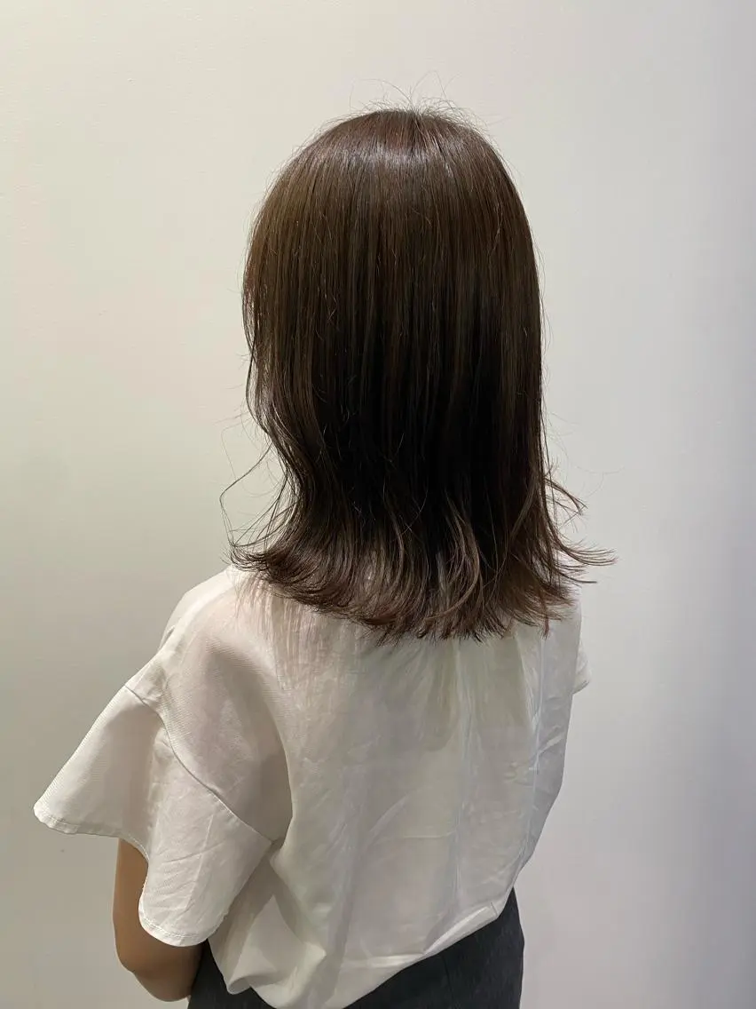 ミディアム カット ヘアカラー トリートメント ✨透明感カラー✨ 🦖佐々木未来🦕のヘアスタイル