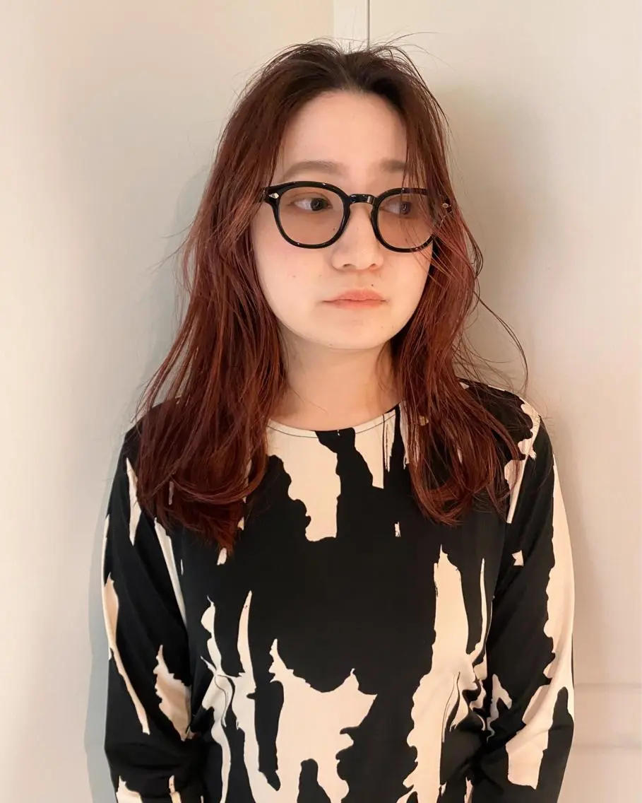 ロング サトウ ナナのヘアスタイル