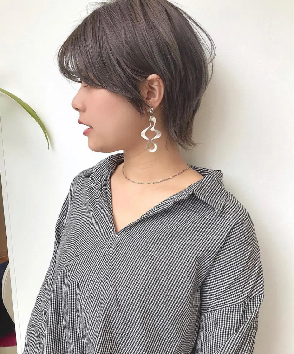 ショート カラー k-twoたき✨艶感 カラー/美髪矯正のヘアスタイル