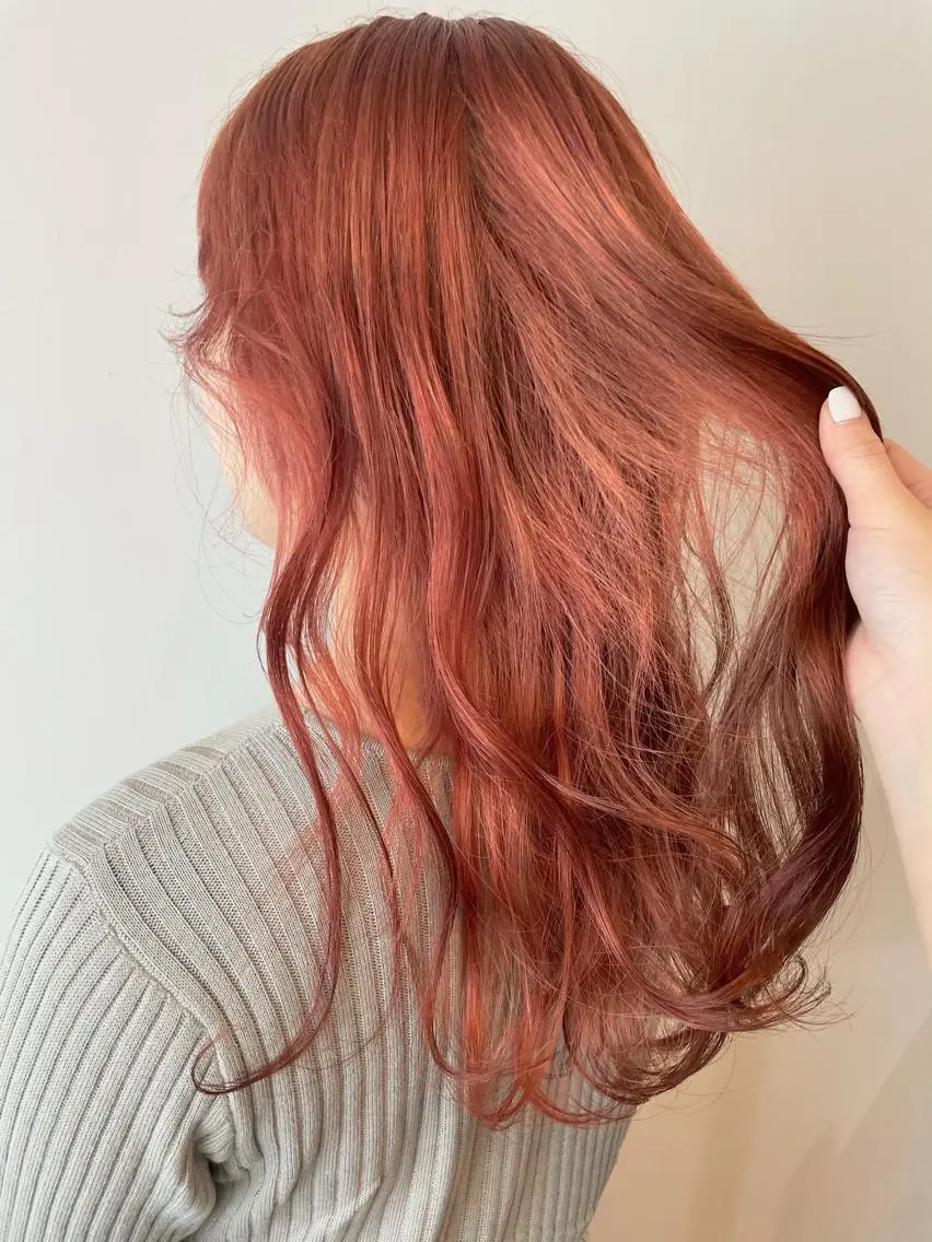 ロング カラー カット ヘアカラー トリートメント 安藤 佑衣のヘアスタイル