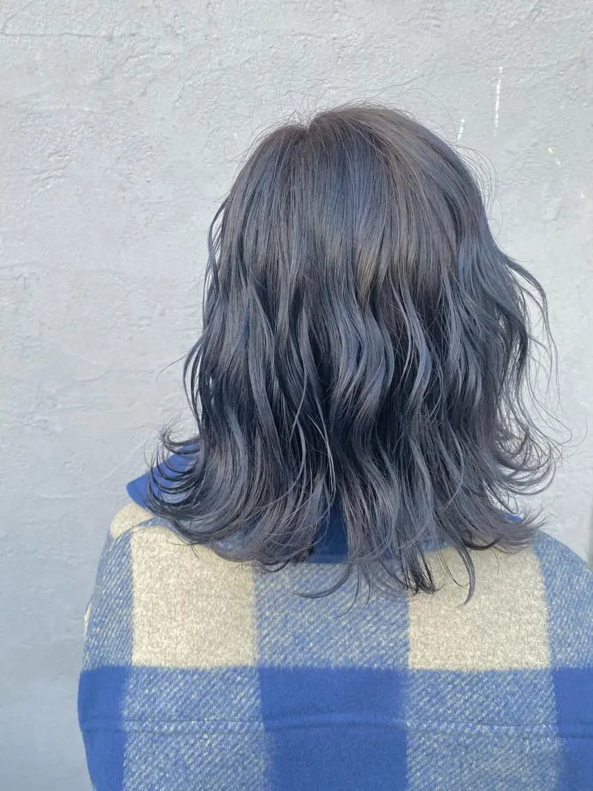 セミロング カラー ヘアアレンジ Design Color🐰アユミのヘアスタイル