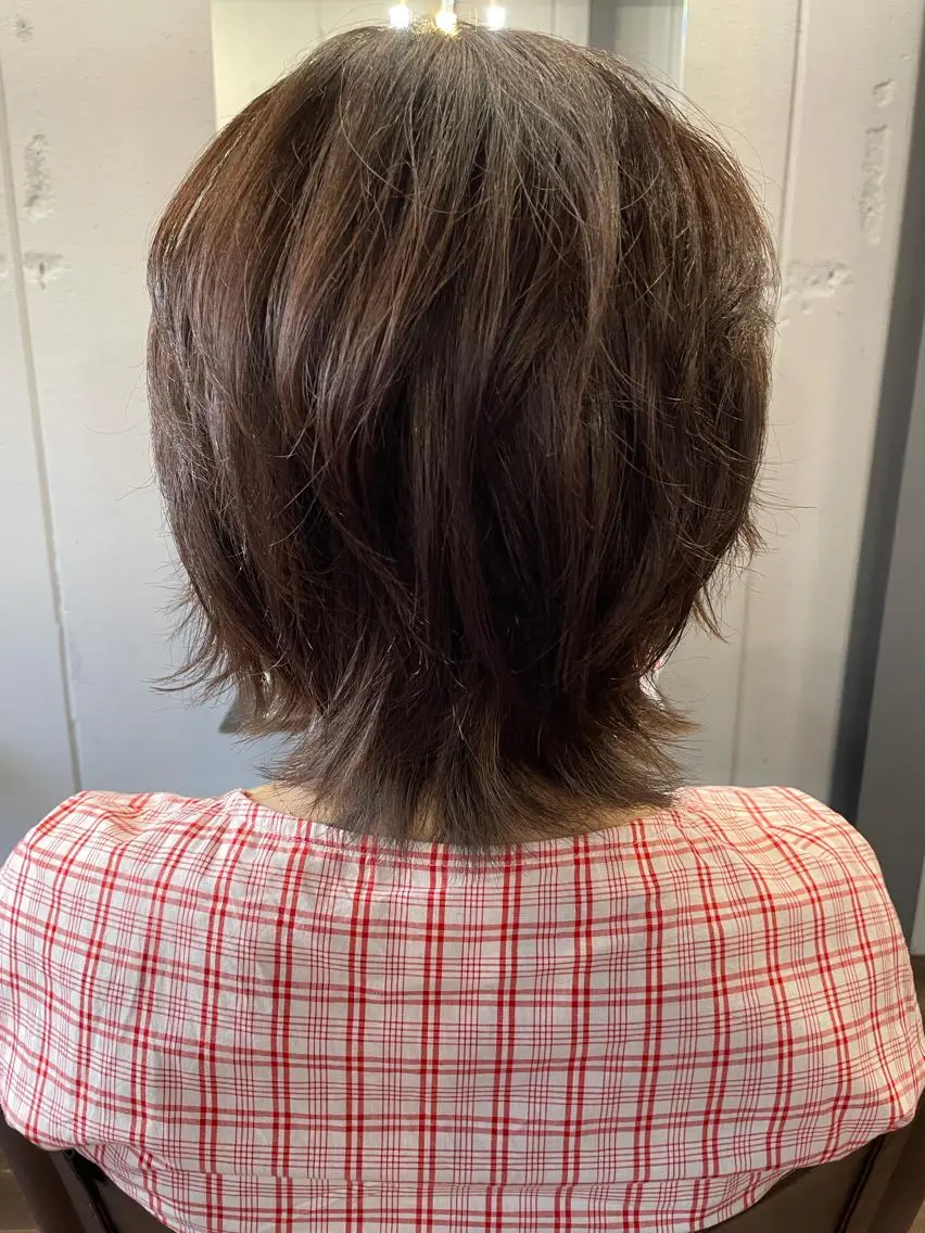 ショート ショートヘア 外ハネヘア カット ヘアカラー トリートメント ✨terra✨佐伯 晋吾のヘアスタイル