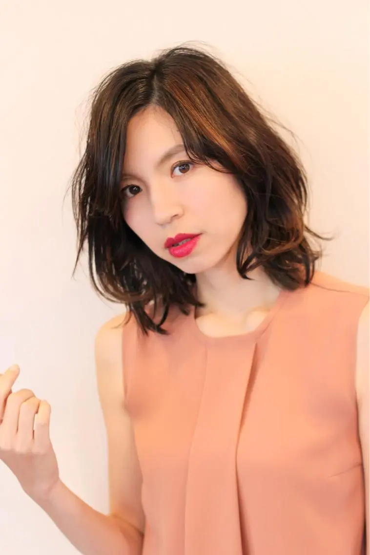 ミディアム カラー 小西 裕大のヘアスタイル