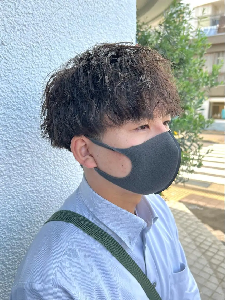 ショート パーマ ヘアアレンジ メンズ メンズパーマ メンズツイストパーマ ツイストスパイラルパーマ 波巻きパーマ スパイラルパーマ メンズパーマ職人 加藤 弘貴のヘアスタイル