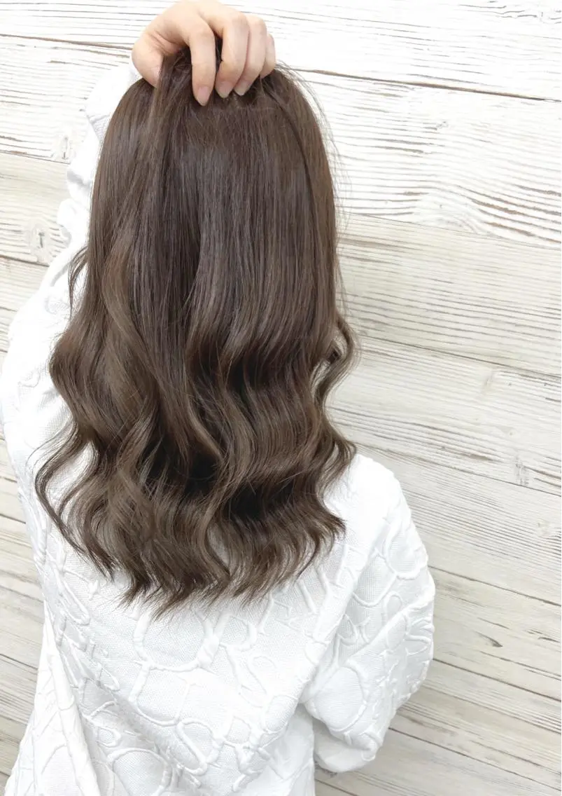 ロング カラー ヘアアレンジ マツエク・マツパ ブリーチ 透明感カラー グレージュ 一重×まつ毛パーマ カット ヘアカラー トリートメント 枝毛カット&髪質改善 満足NO.1岡しゃんのヘアスタイル