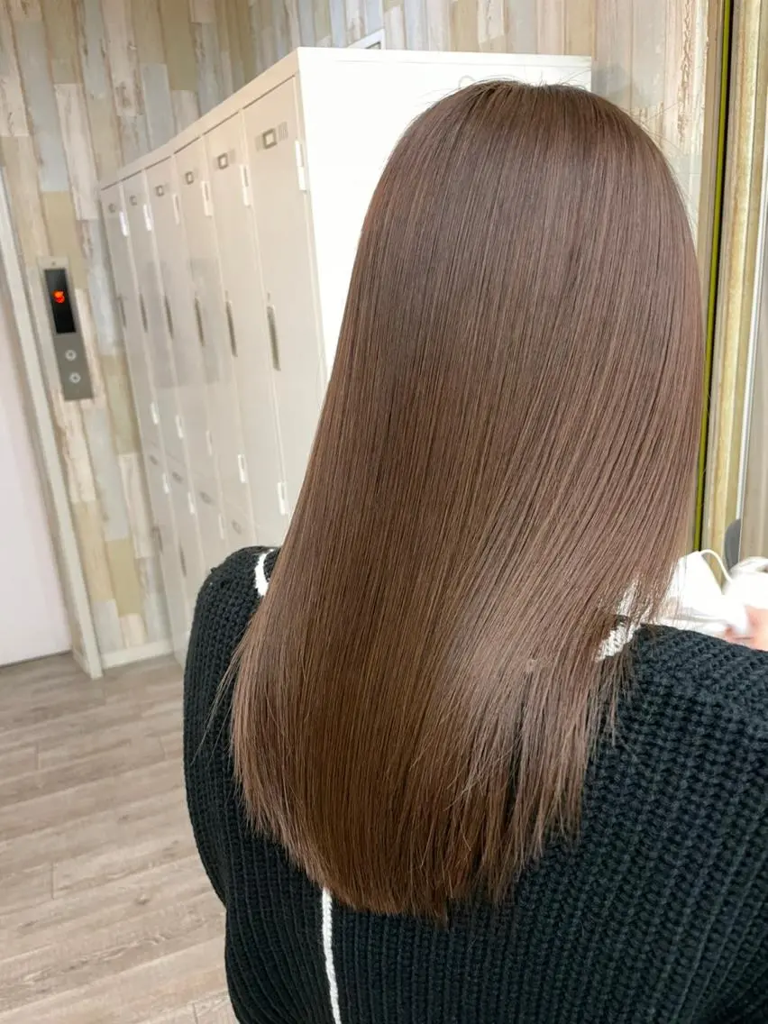 ロング カラー ブリーチ ケアブリーチ 透明感カラー ダブルカラー ハイライトカラー newibelsia 名駅のヘアスタイル