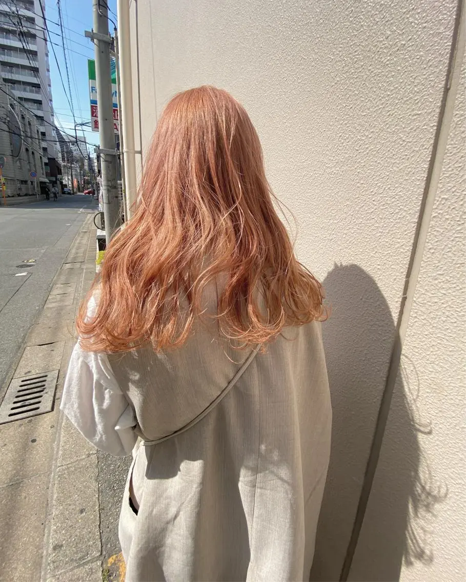 ロング カラー オレンジ ピンクカラー カット ヘアカラー トリートメント Musiiik hairのヘアスタイル