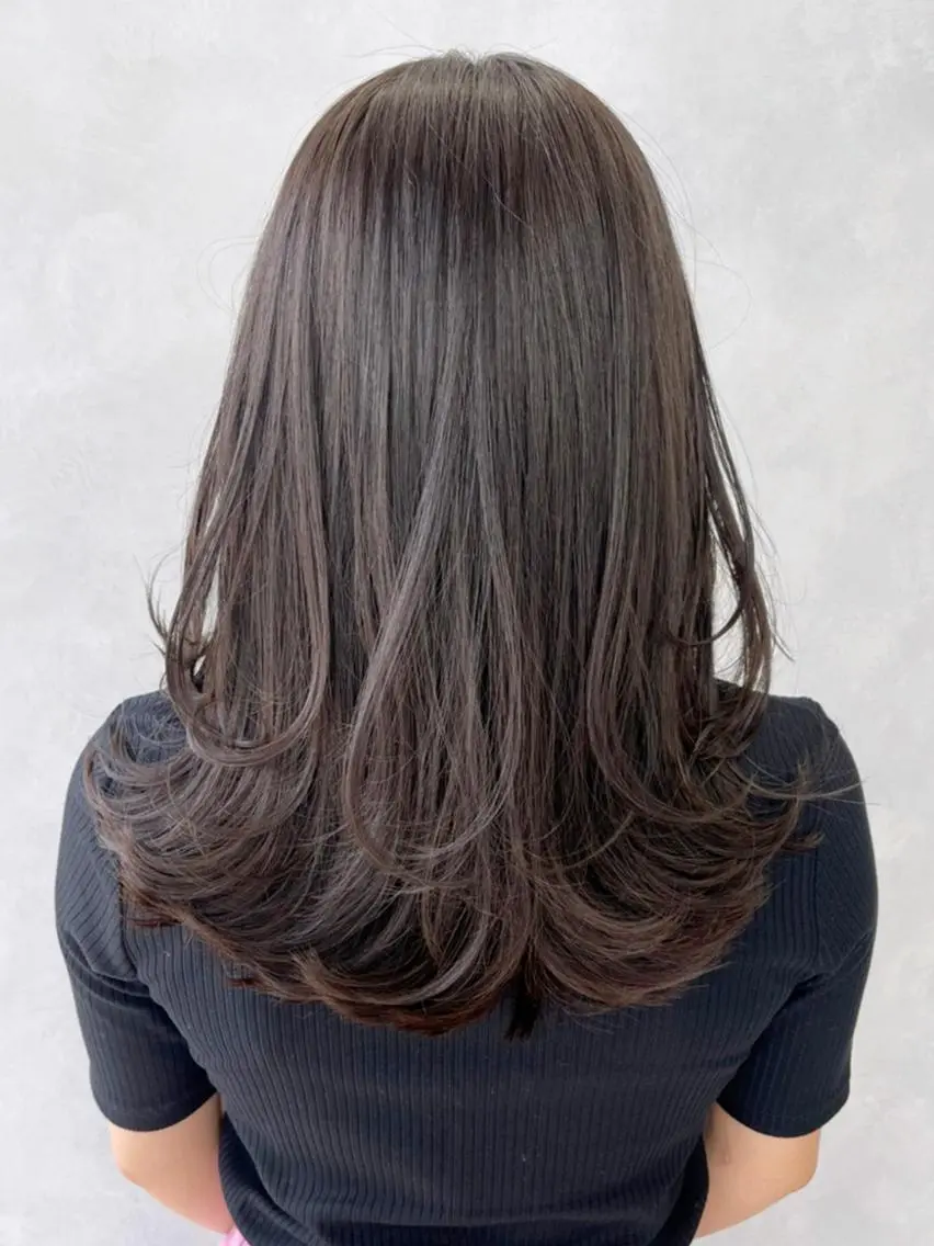 ミディアム パーマ カラー ヘアアレンジ レイヤーカット カット ヘアカラー トリートメント ITbyALBUM 八王子店のヘアスタイル