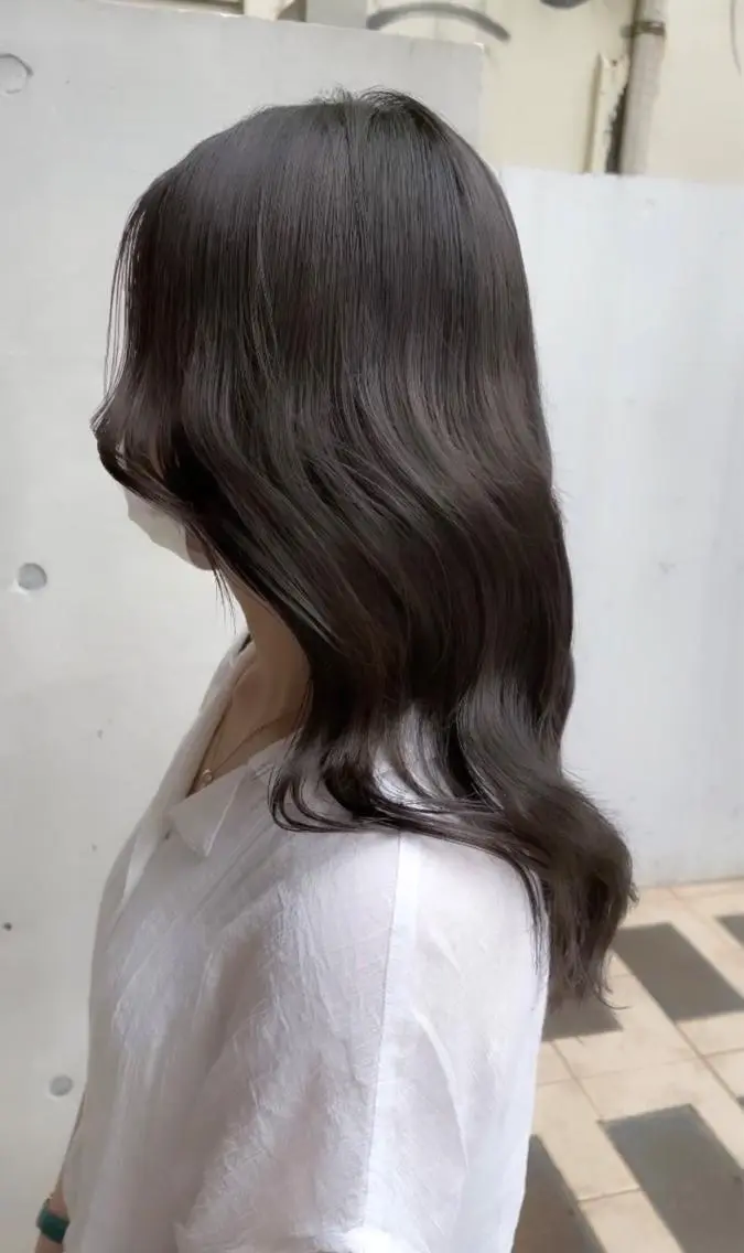 ロング カラー ブリーチ 透明感カラー ハイトーンカラー 泉 堅也のヘアスタイル