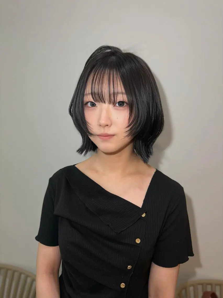 ショート ボブレイヤー ボブ 顔まわりレイヤー 韓国風ヘア レイヤーカット FOCUSJAPAN 烏丸のヘアスタイル